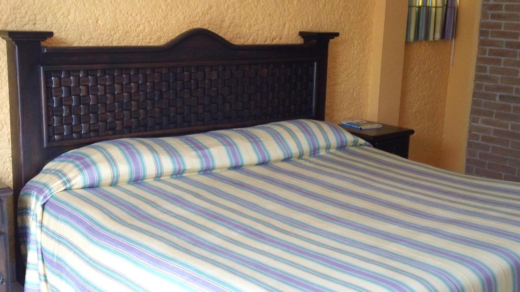 Hotel Villa Monarca Inn Zitacuaro Room photo