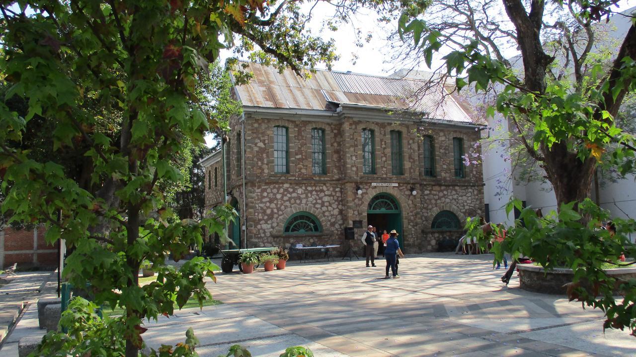 Hotel Villa Monarca Inn Zitacuaro Exterior photo