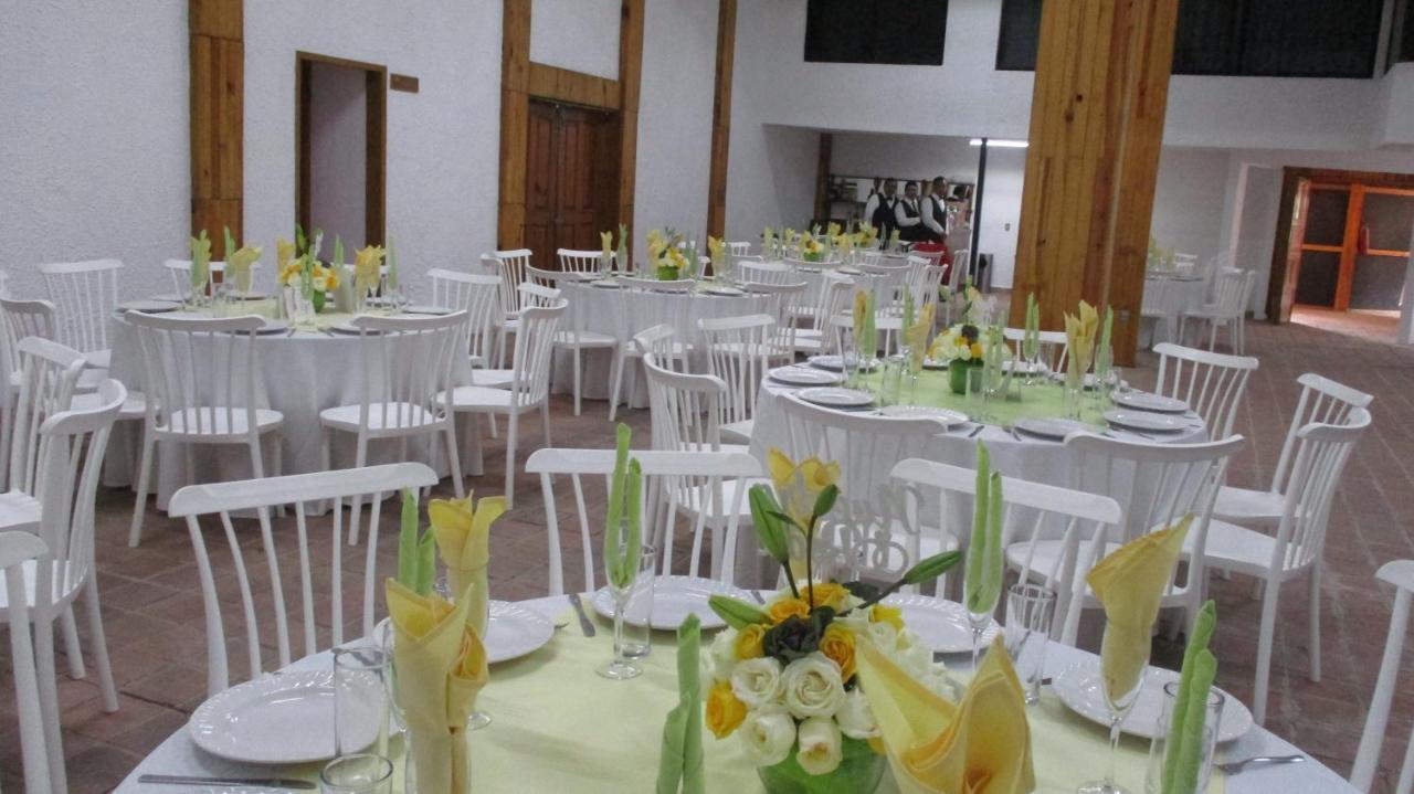 Hotel Villa Monarca Inn Zitacuaro Exterior photo
