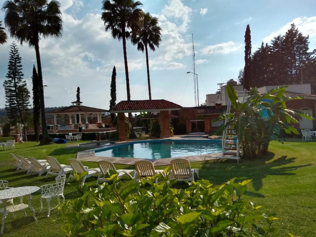Hotel Villa Monarca Inn Zitacuaro Exterior photo